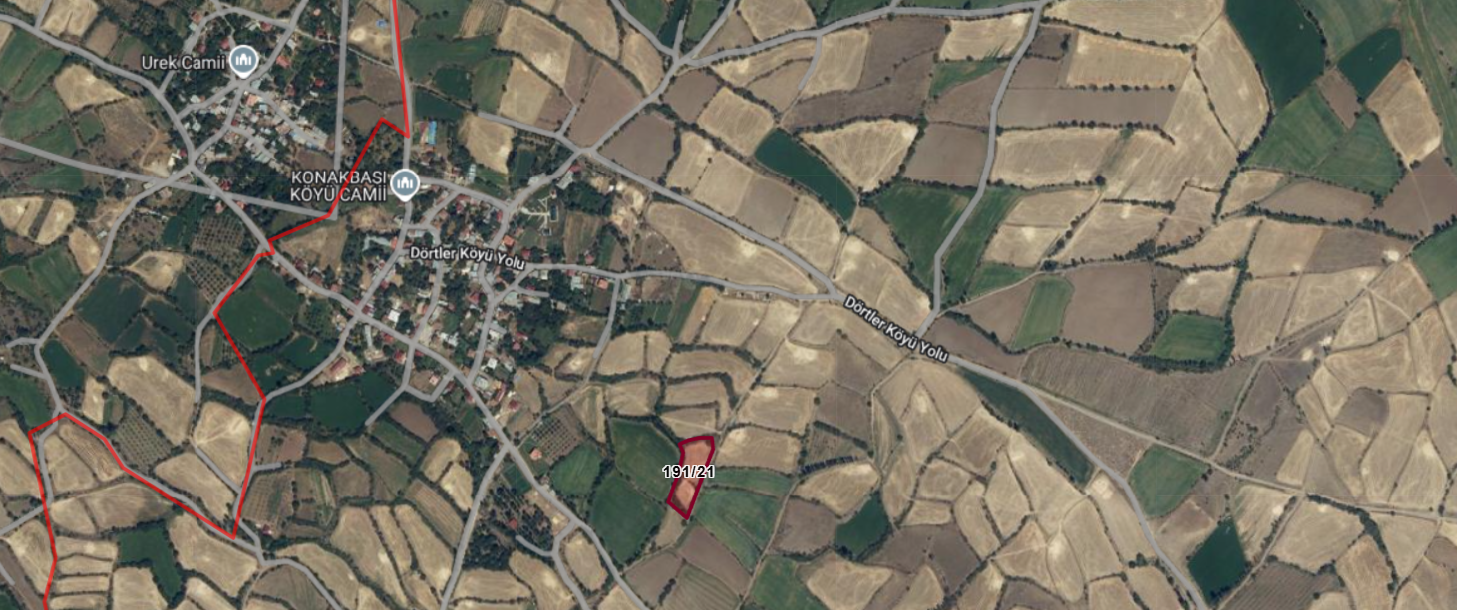 MABEL'DEN KONAKBAŞI KÖYÜNDE SATILIK 3.959,43 M2 SULU TARLA